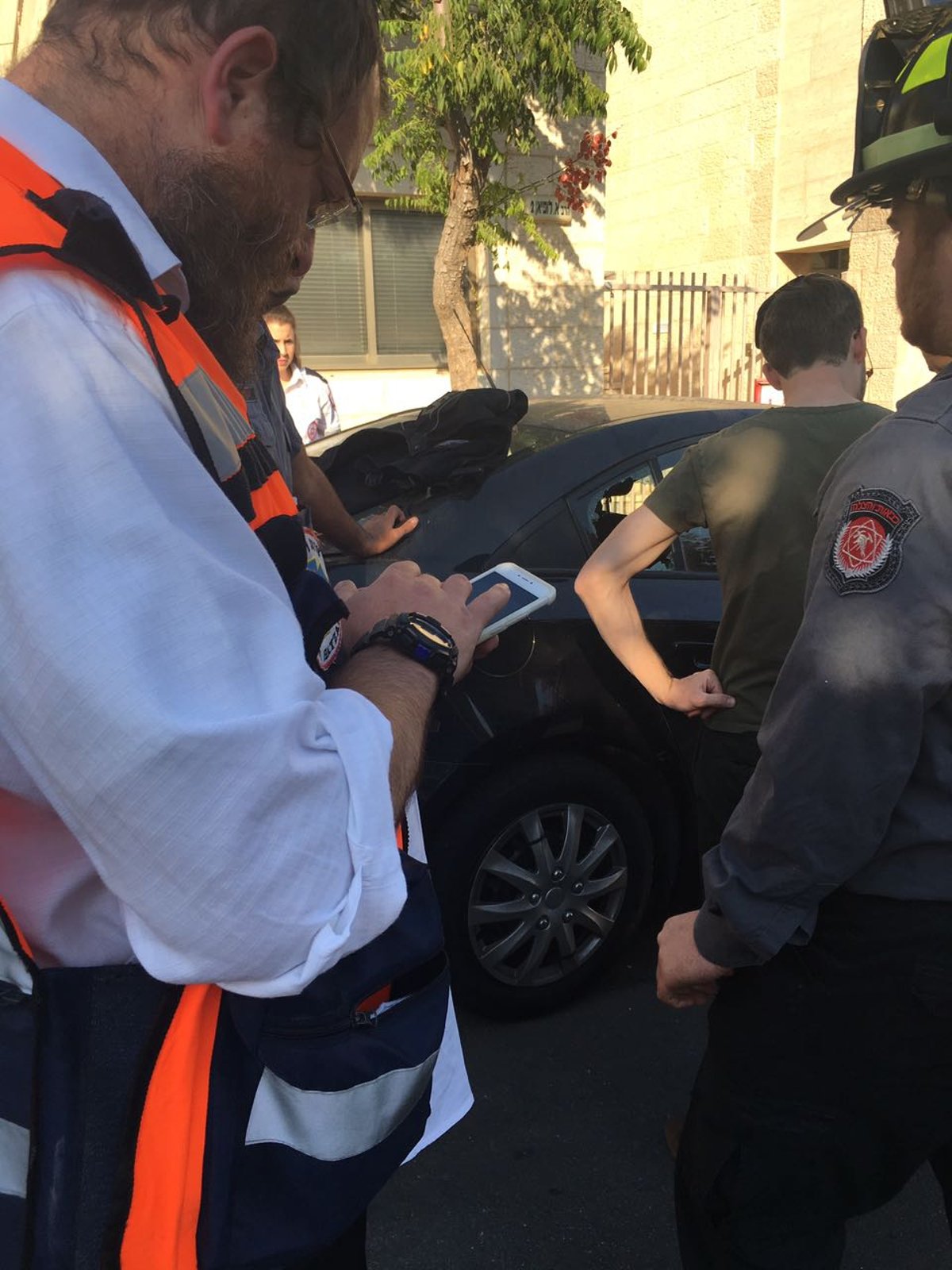 נס בירושלים: ילד חולץ במצב טוב מרכב נעול