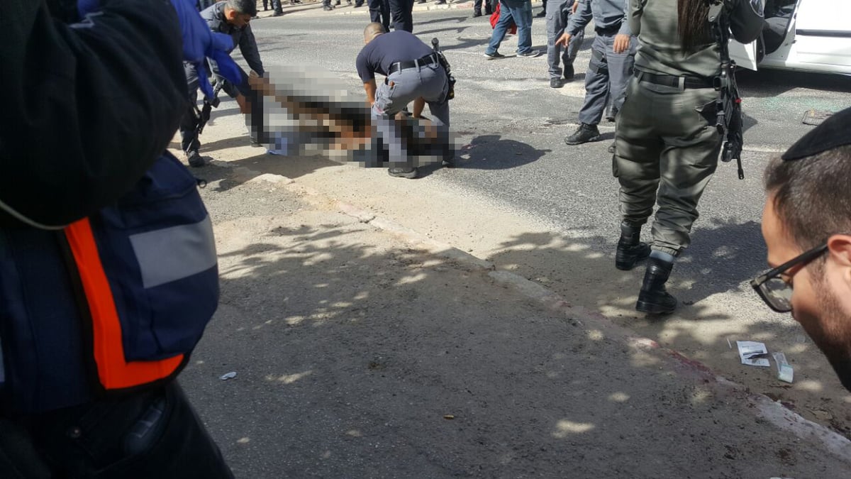 שוטר יס"מ ואישה כבת 60 - נרצחו; המחבל נורה ונוטרל