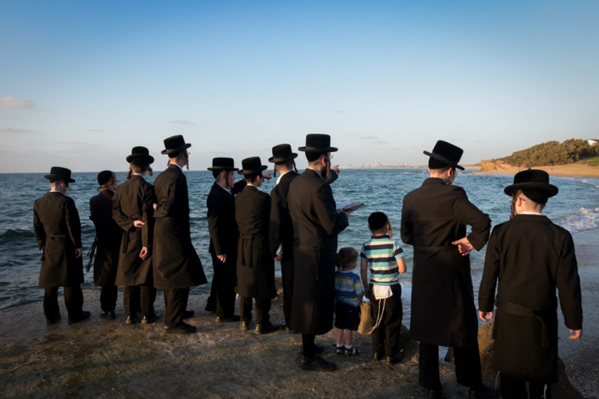 תיעוד: התשליך של קרעטשניף בחוף הים