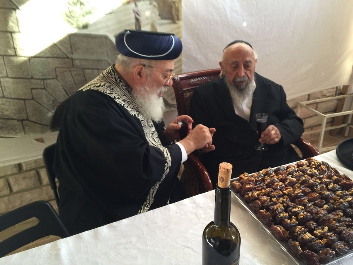 חבר המועצת הגר"ש בעדני ביקר בסוכת הגר"ש עמאר