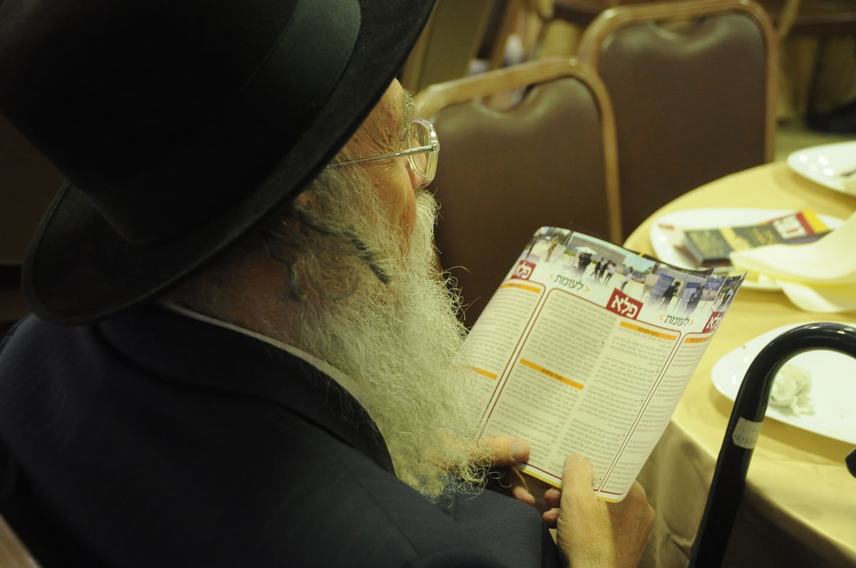 'העדה' גייסה מתנדבים ללשכות הגיוס. צפו