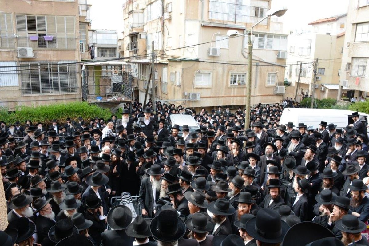 תיעוד: הלווית המשפיע רבי שמואל אהרן לידר זצ"ל