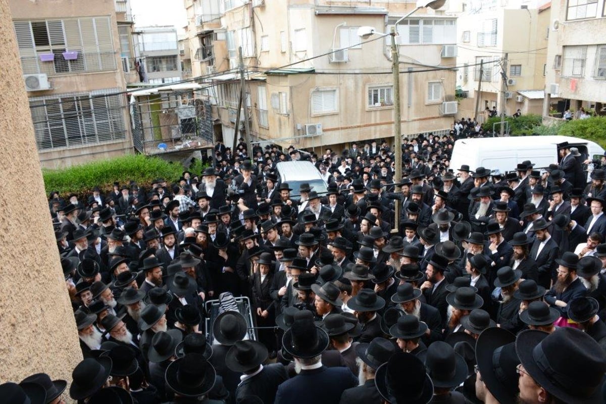 תיעוד: הלווית המשפיע רבי שמואל אהרן לידר זצ"ל