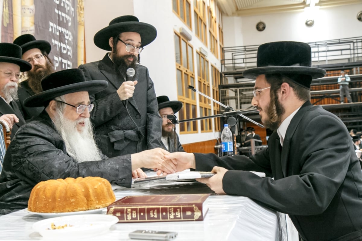 תיעוד: מעמד הוקרה "ושננתם" בחסידות צאנז