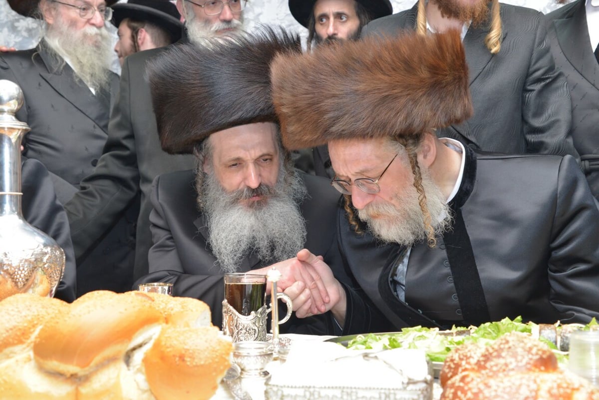 שמחת נישואי בת האדמו"ר מביטשקוב. צפו