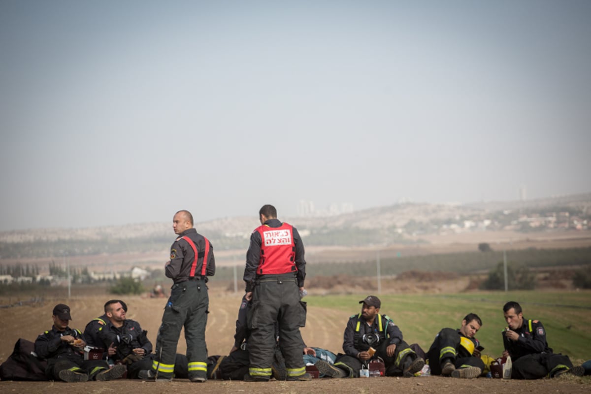 חומות האש, מטוסי הכיבוי והבתים השרופים | גלריה