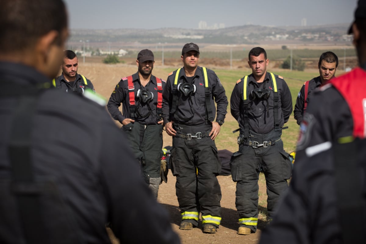 חומות האש, מטוסי הכיבוי והבתים השרופים | גלריה