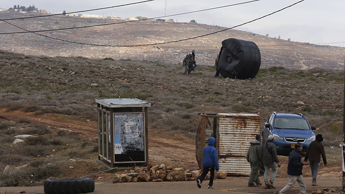 תושבי עמונה נערכים לפינוי; "הצמידו לנו אקדח לרקה"