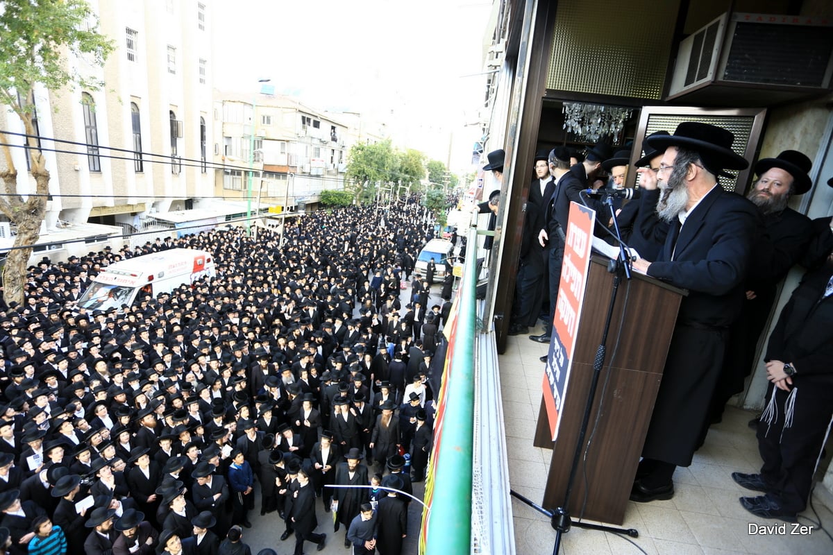 עצרת המחאה בבני ברק בעדשת דוד זר • צפו