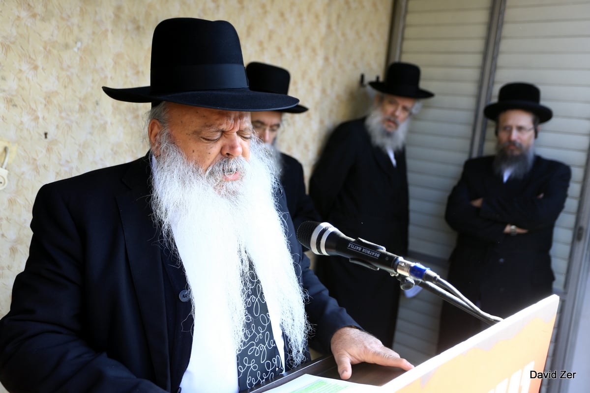 עצרת המחאה בבני ברק בעדשת דוד זר • צפו