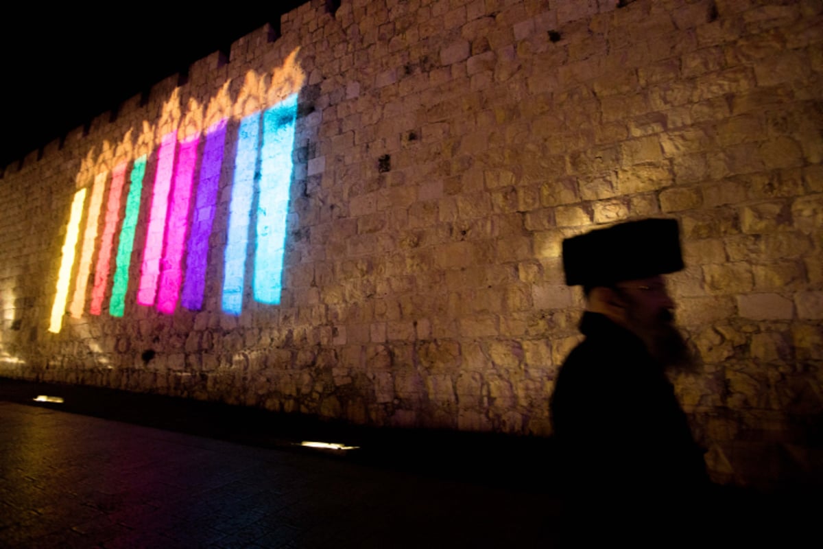 חנוכה על חומות העיר העתיקה בירושלים | גלריה