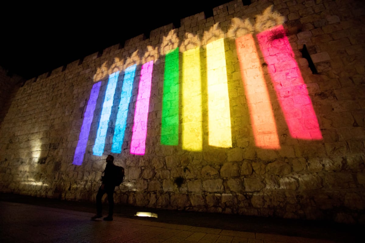 חנוכה על חומות העיר העתיקה בירושלים | גלריה