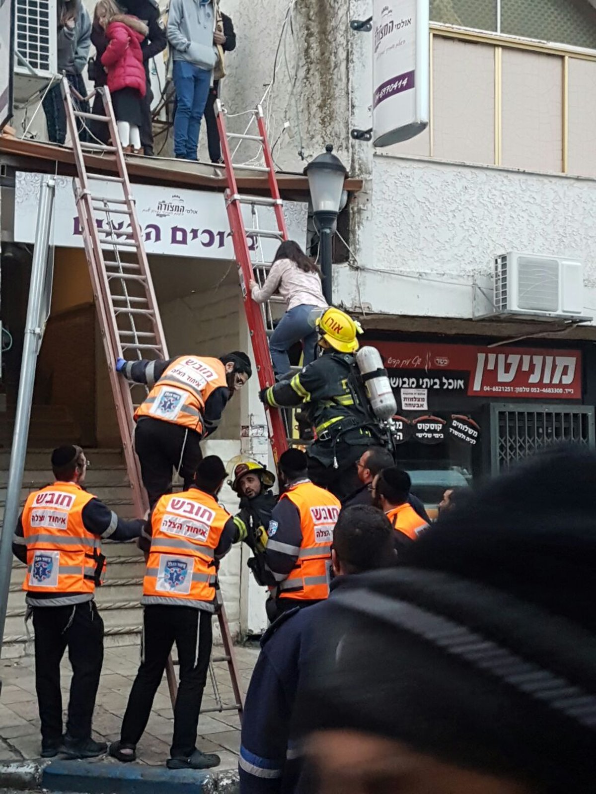 שריפה פרצה במלון 'המצודה' בצפת; 16 נפצעו קל ובינוני