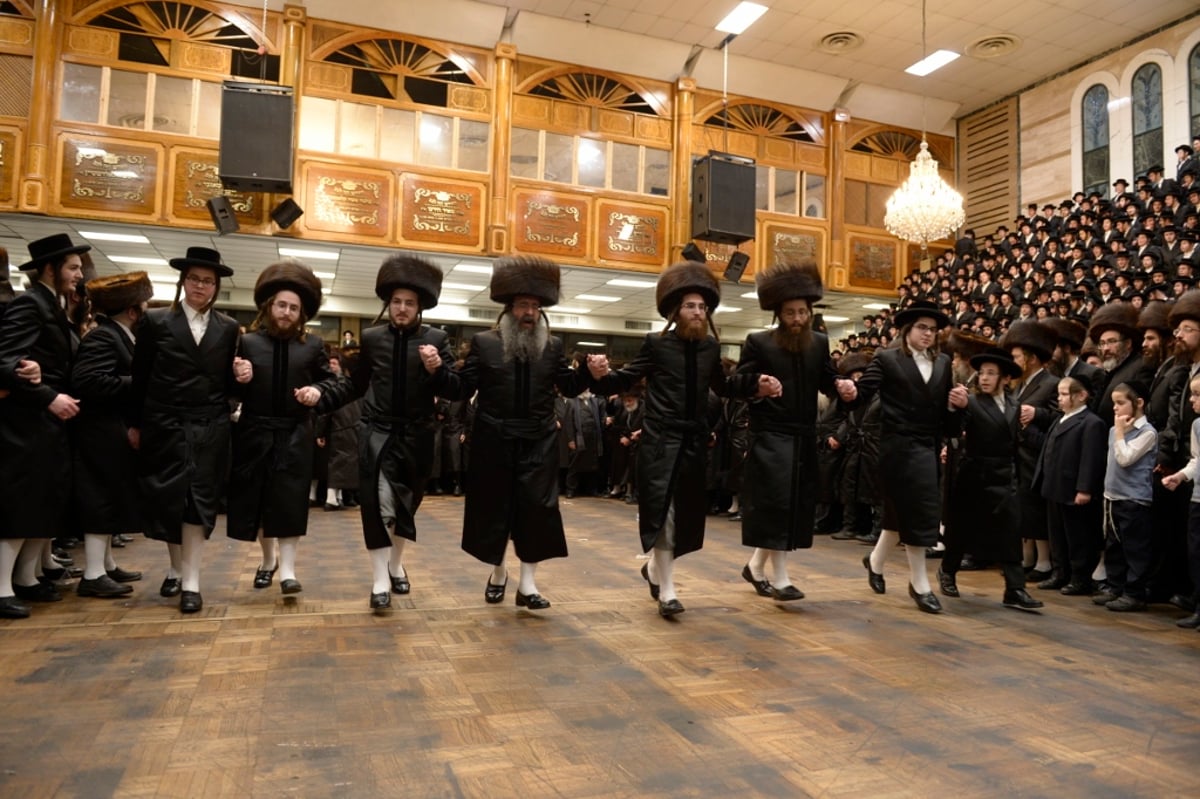 חתונת נכד האדמו"ר מסאטמר | צפו