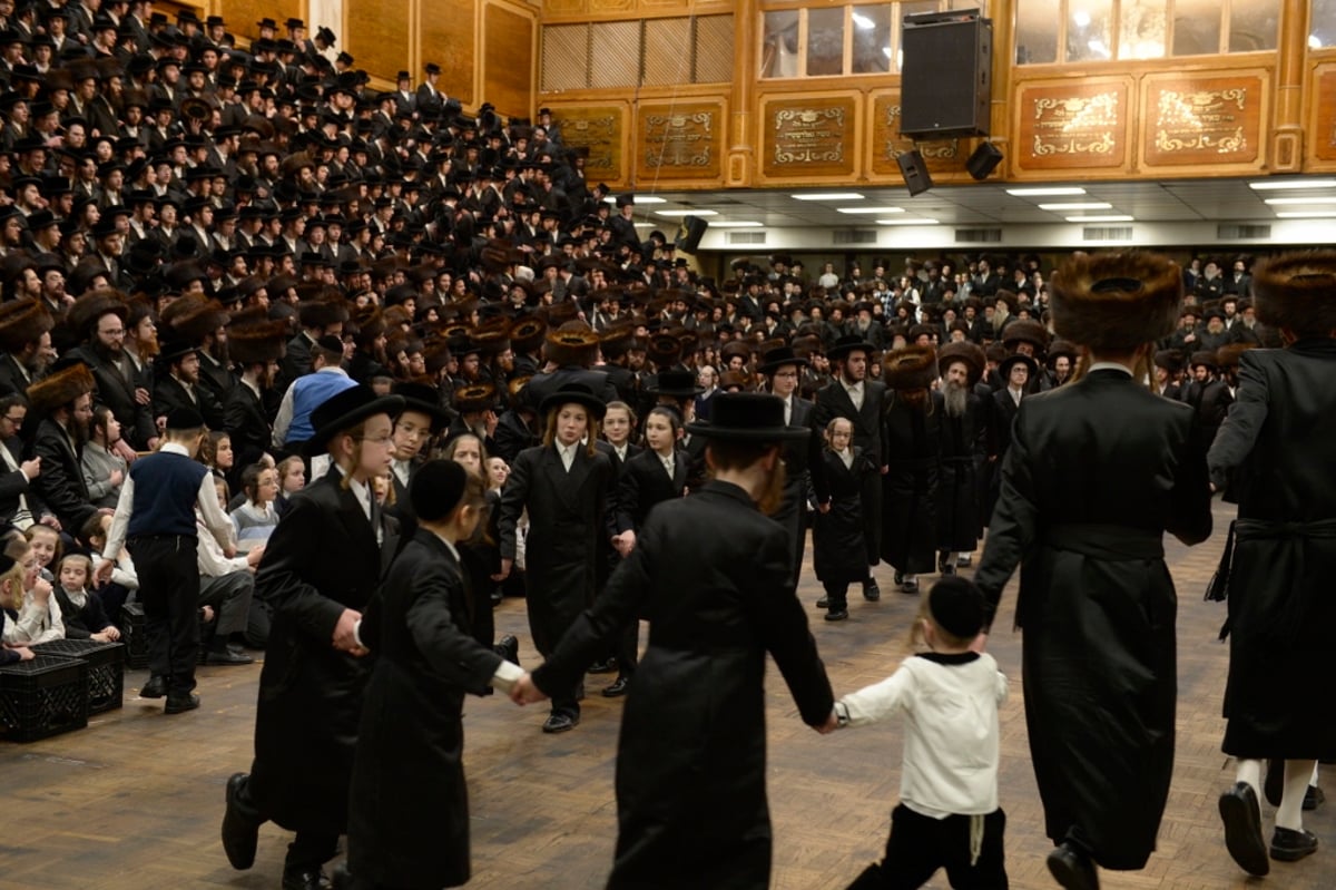 חתונת נכד האדמו"ר מסאטמר | צפו