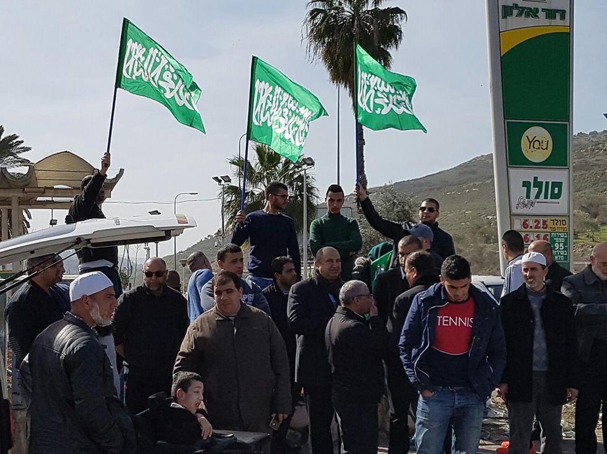 השייח המסית שוחרר מהכלא והתקבל בחגיגות המוניות