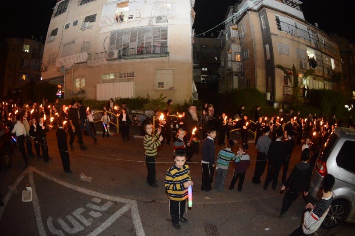 מעמד הכנסת ספר תורה לבית המדרש רחמסטריווקא בבני ברק