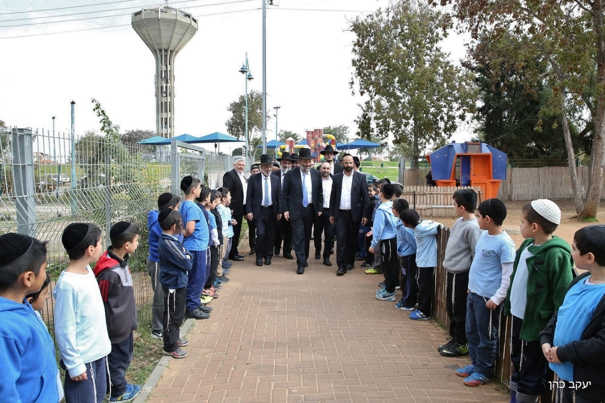 השר דרעי בביקור ברמלה: "נדאג לישיבות וסמינרים בעיר"