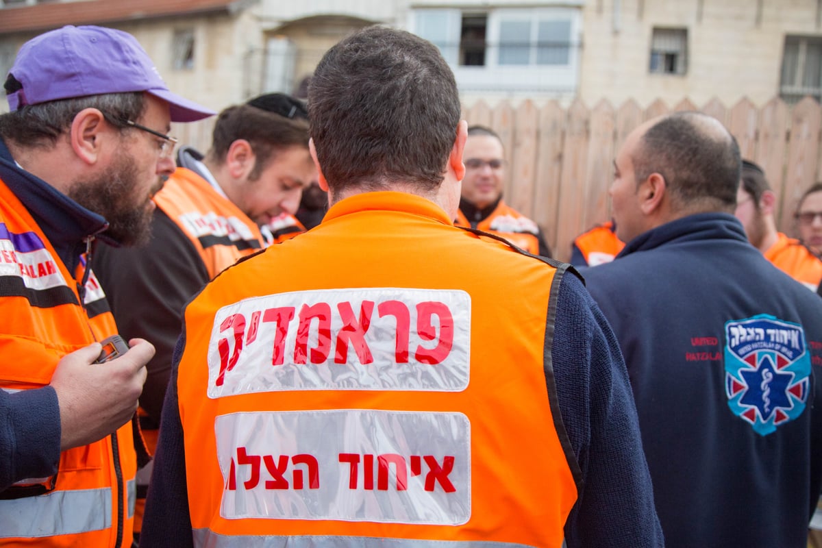 "איחוד הצלה" וכוחות החירום תרגלו פעולות חילוץ לכודים מבניין בוער