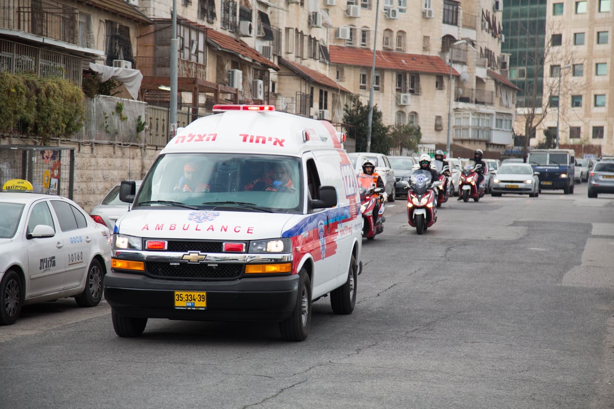 "איחוד הצלה" וכוחות החירום תרגלו פעולות חילוץ לכודים מבניין בוער