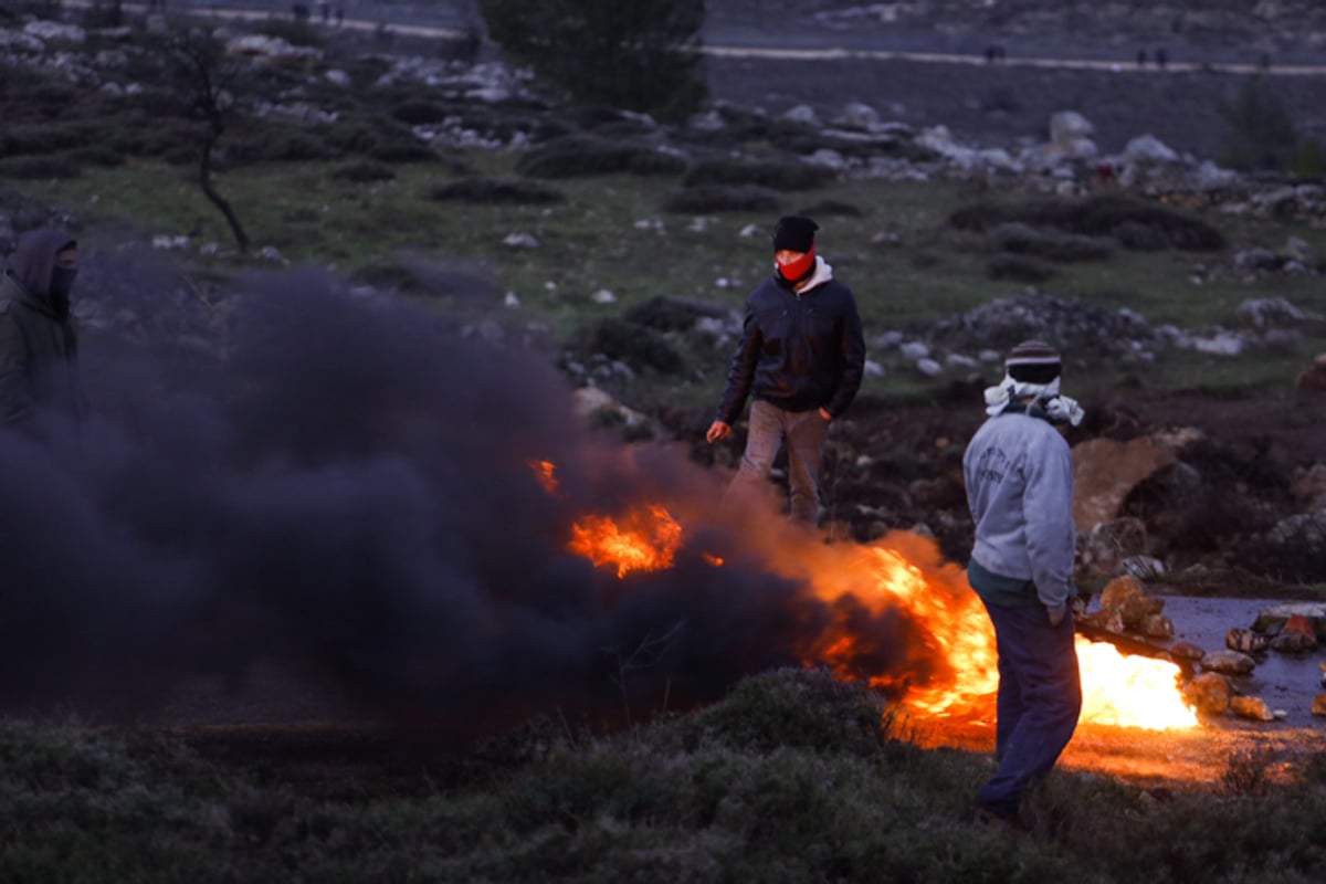 תיעוד: כך נערכים הפעילים לפינוי עמונה