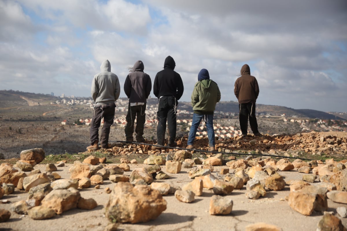 תיעוד ענק: המבצע לפינוי עמונה בתמונות