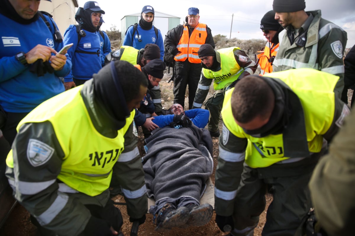 תיעוד ענק: המבצע לפינוי עמונה בתמונות