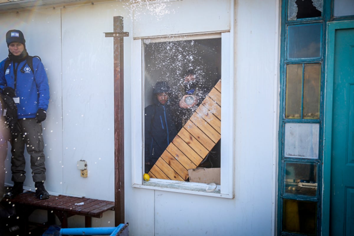 תיעוד ענק: המבצע לפינוי עמונה בתמונות