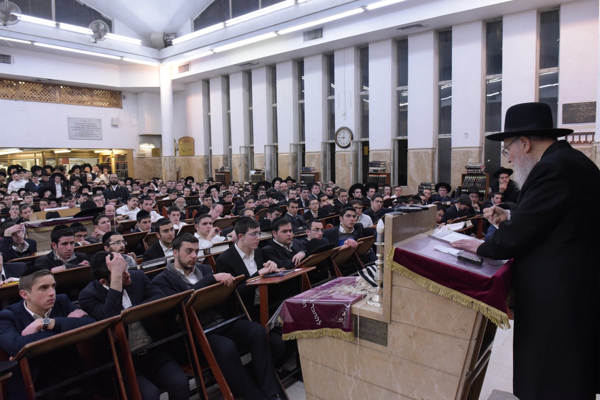 הגרמ"ה הירש: "מרן הגרא"ל שטיינמן - הסמל של כבוד ד'"