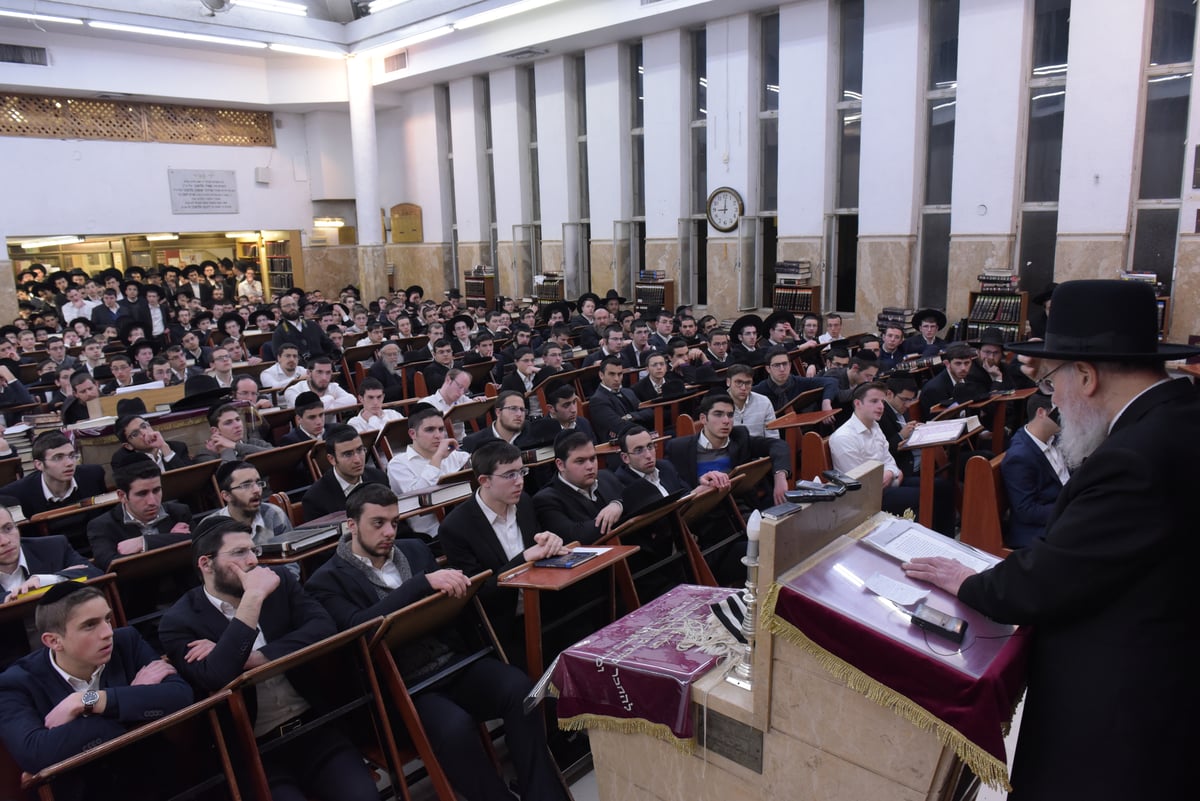 הגרמ"ה הירש: "מרן הגרא"ל שטיינמן - הסמל של כבוד ד'"