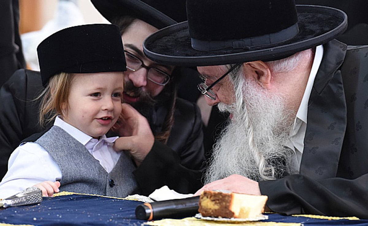 האדמו"ר מצאנז והנין