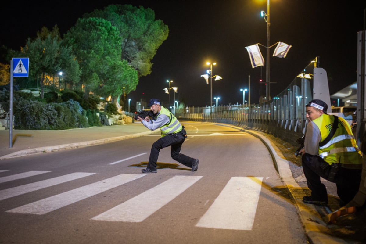 בנשקים שלופים: התרגיל של משמר הכנסת