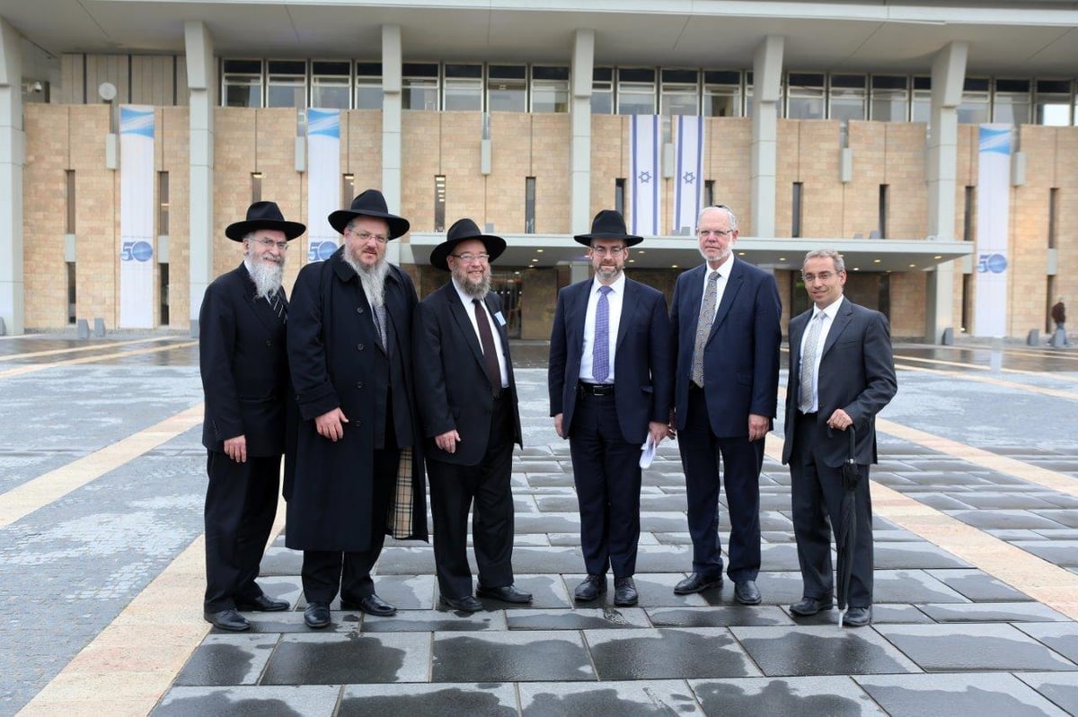 "יצירת מקומות עבודה לנשים - קיום עולם התורה"