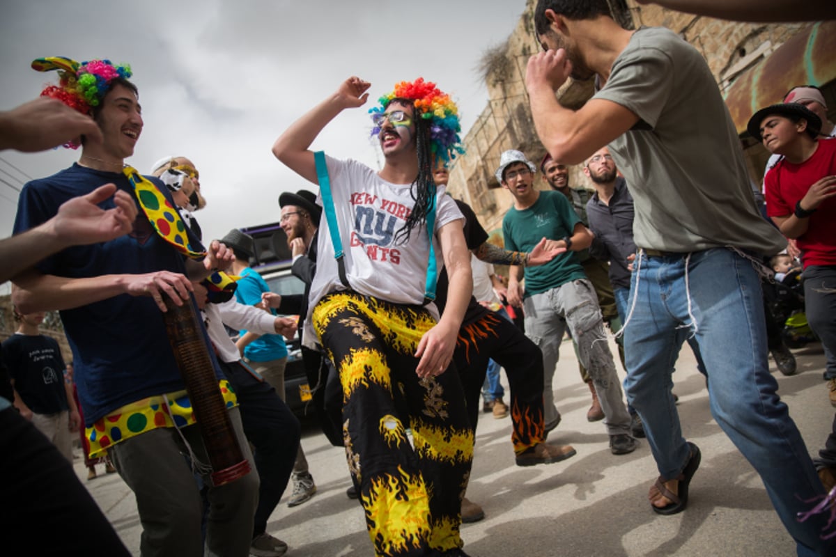 שנה לתקרית אלאור אזריה: כך חגגו השנה את פורים בחברון