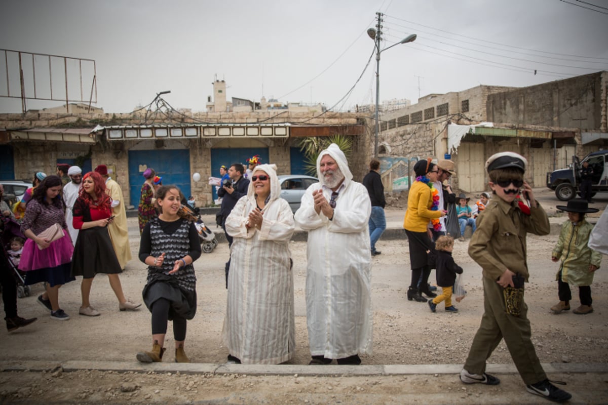 שנה לתקרית אלאור אזריה: כך חגגו השנה את פורים בחברון