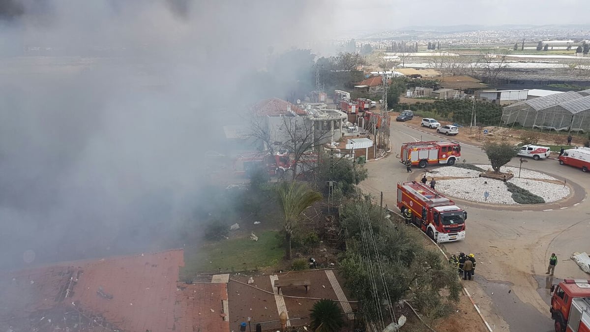 מחסן זיקוקים נשרף והתפוצץ: שני הרוגים ושבעה פצועים