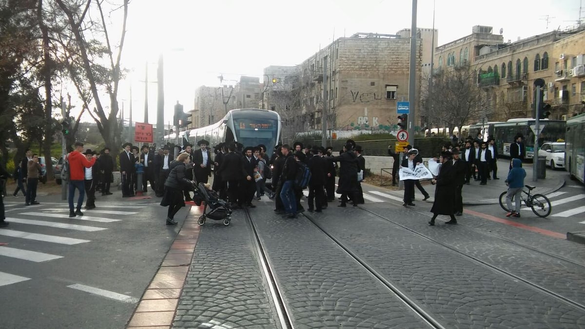 מפגיני 'הפלג' שיבשו את התנועה בירושלים; 20 נעצרו