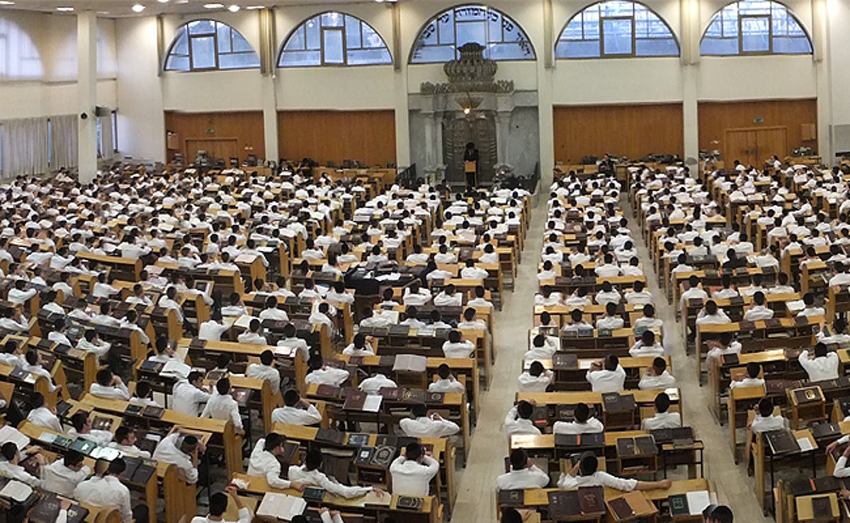 היכל ישיבת חברון. ארכיון