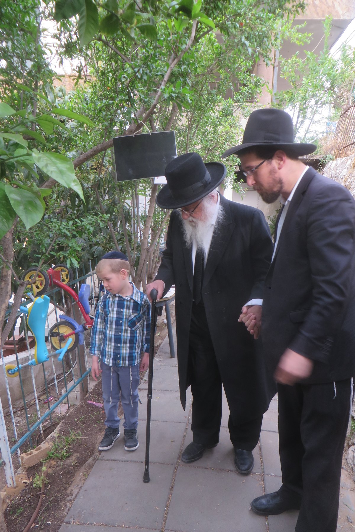 תיעוד: הגרב"ד פוברסקי בברכת האילנות