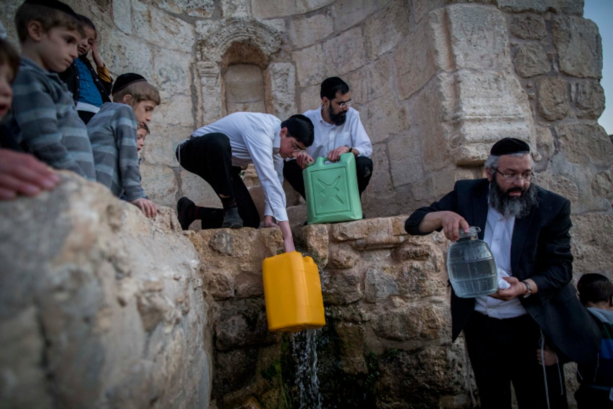 צפו בגלריה: שאיבת מים שלנו בהרי ירושלים