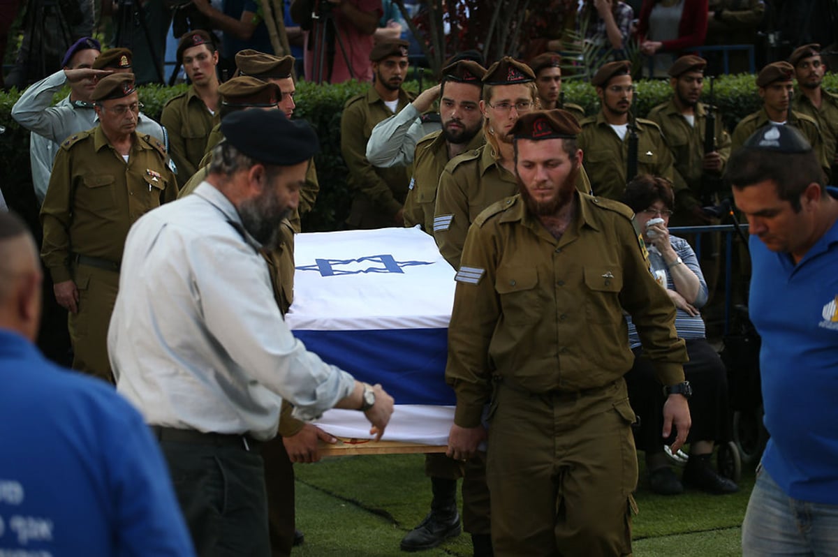 אב החייל שנרצח: "בברית שלך הרגשתי שתיעקד"