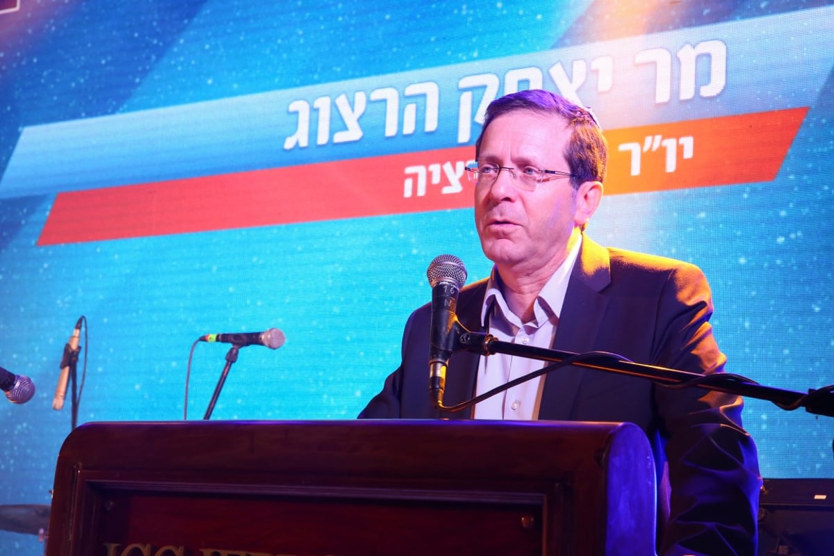 מעמד קידוש ה': כשחב"ד איחדה לערב אחד בין הקואליציה והאופוזיציה