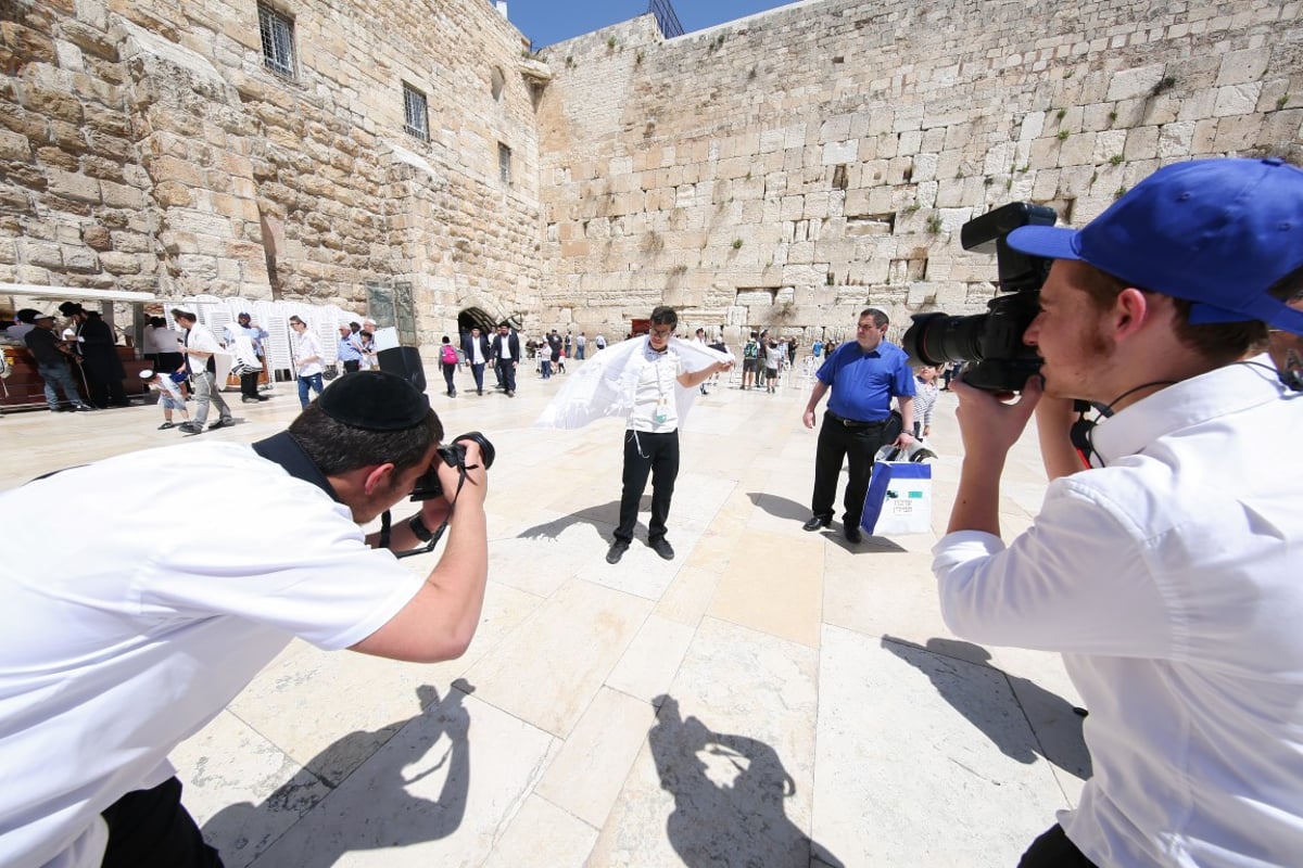 מעמד קידוש ה': כשחב"ד איחדה לערב אחד בין הקואליציה והאופוזיציה