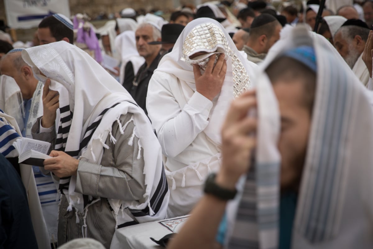 גלריה מרהיבה: ברכת כהנים בכותל המערבי