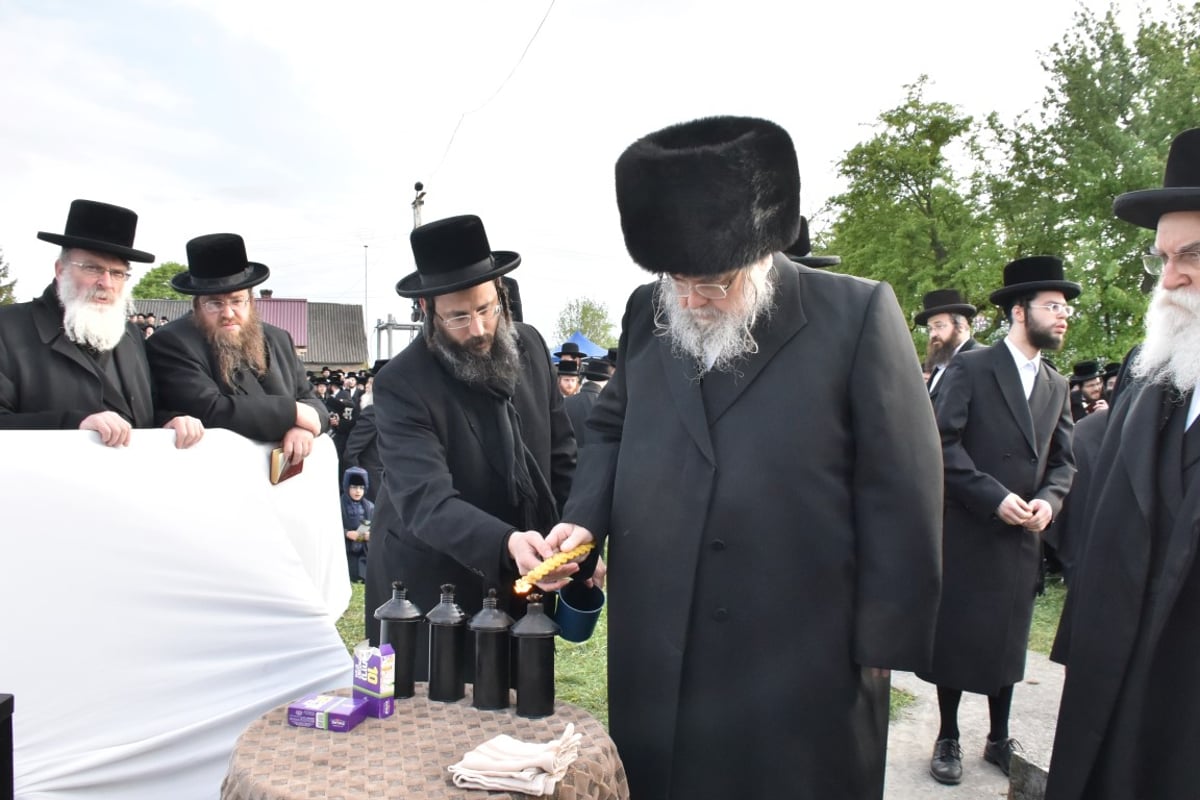 הסתיים החלק הראשון במסע האדמו"ר מבעלזא • תיעוד