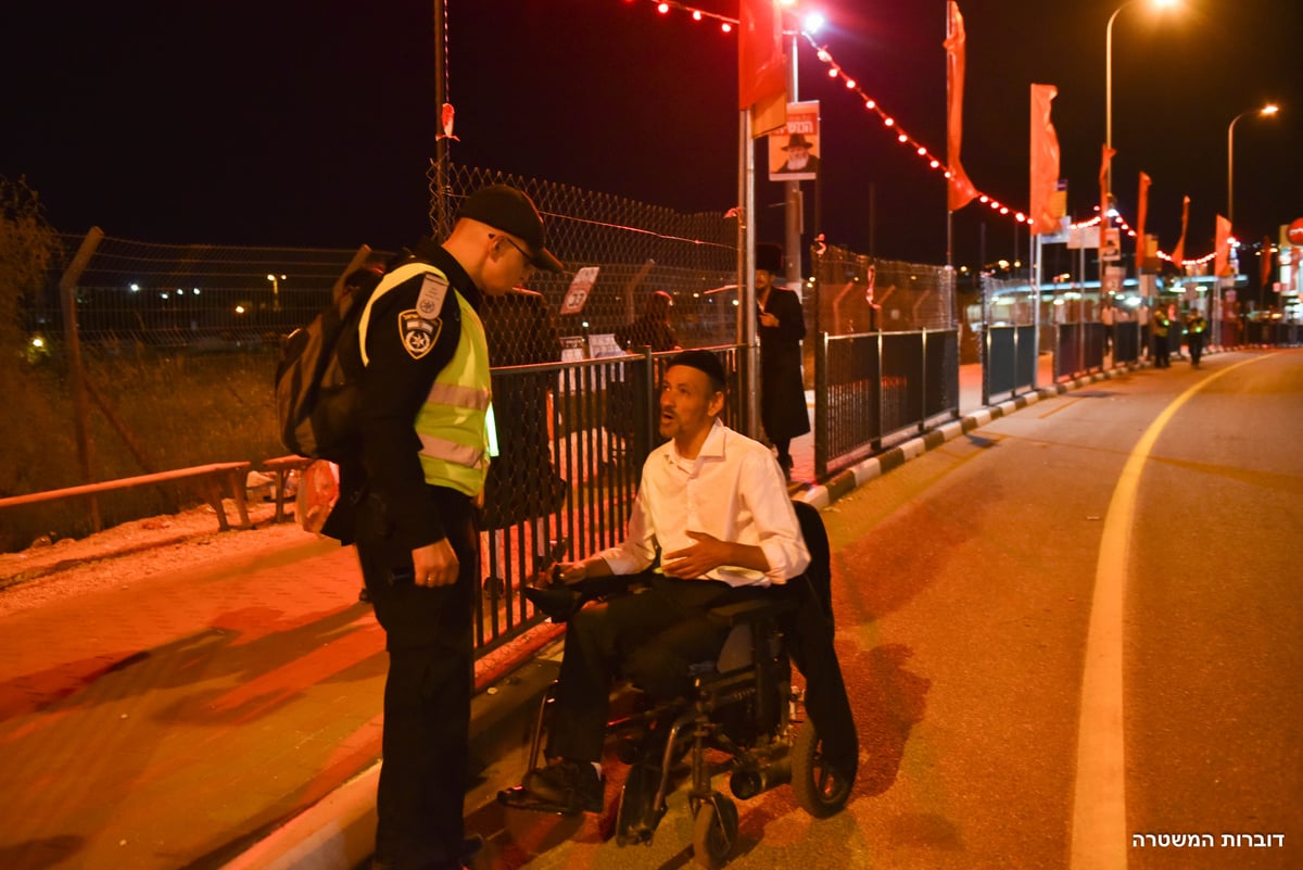 ל"ג בעומר במירון • צפו בתיעוד המשטרה