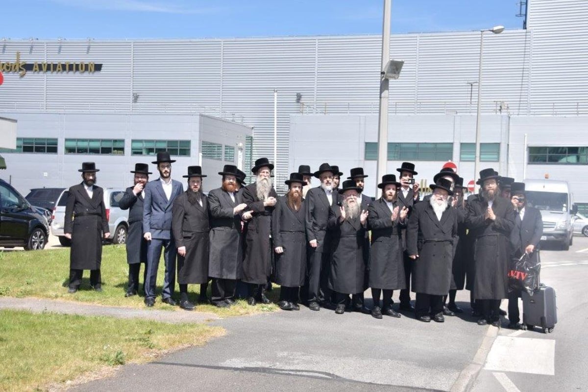 לונדון: 15 אלף איש בהדלקה של האדמו"ר מבעלזא