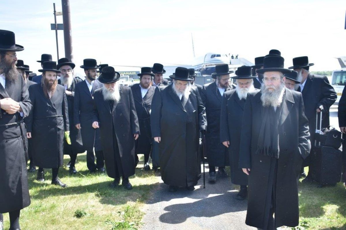 לונדון: 15 אלף איש בהדלקה של האדמו"ר מבעלזא