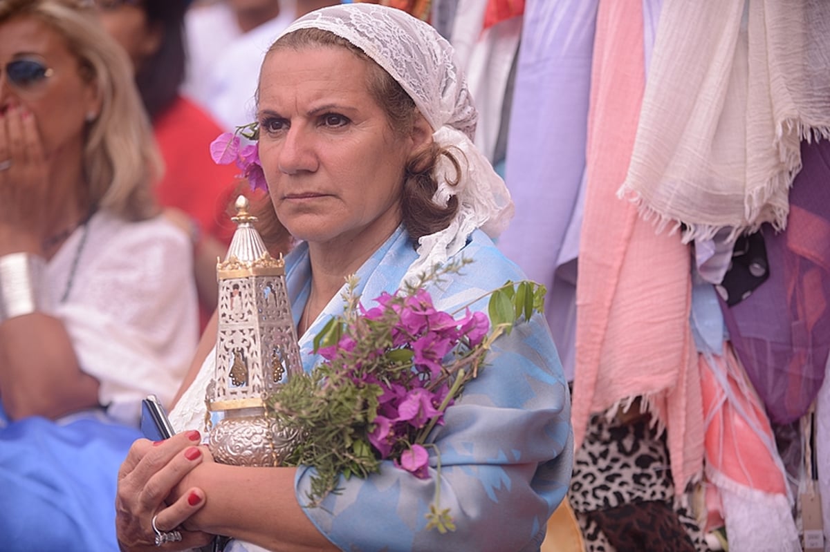 חגיגות ל"ג בעומר באי ג'רבה בתוניסיה • צפו