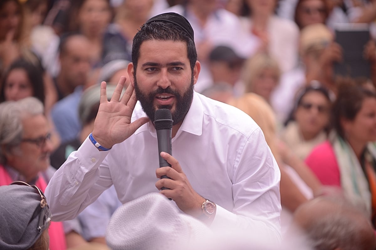 חגיגות ל"ג בעומר באי ג'רבה בתוניסיה • צפו